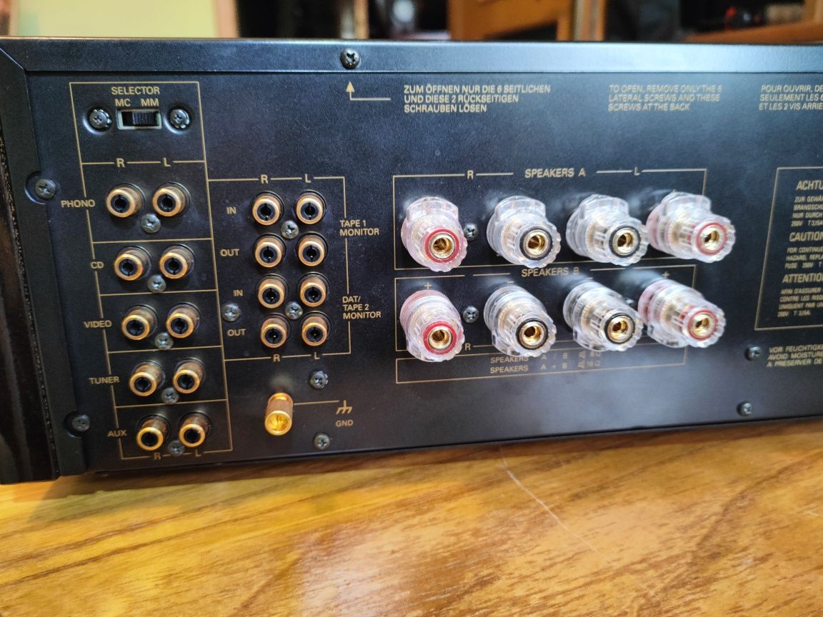 wzmacniacz FineArts by GRUNDIG A-9000