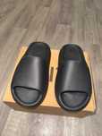 czarny buty Yeezy Slide Onyx zupełnie nowe 43