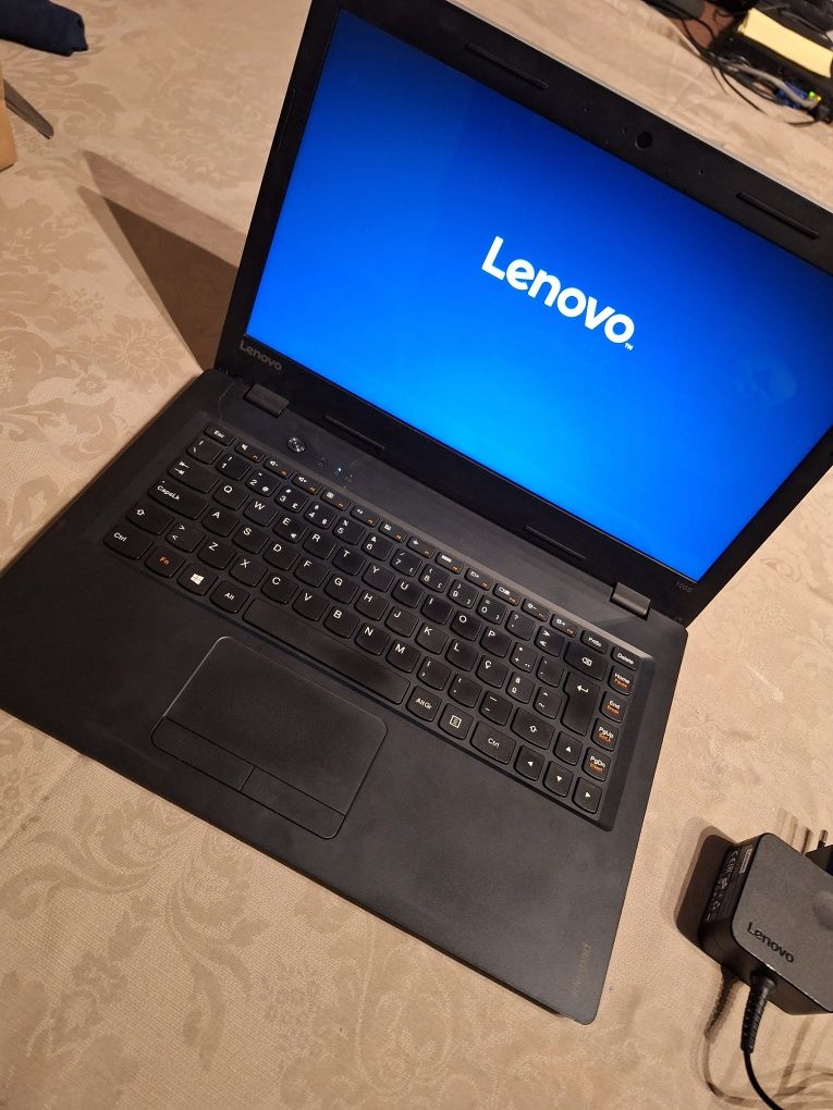 Computador Lenovo IdeaPad 100S-14IBR Flash Celeron N3060 4GB 32GB eMMC