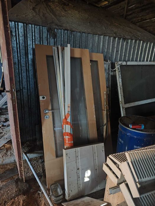 Stare skrzydła okienne i drzwiowe ODDAM