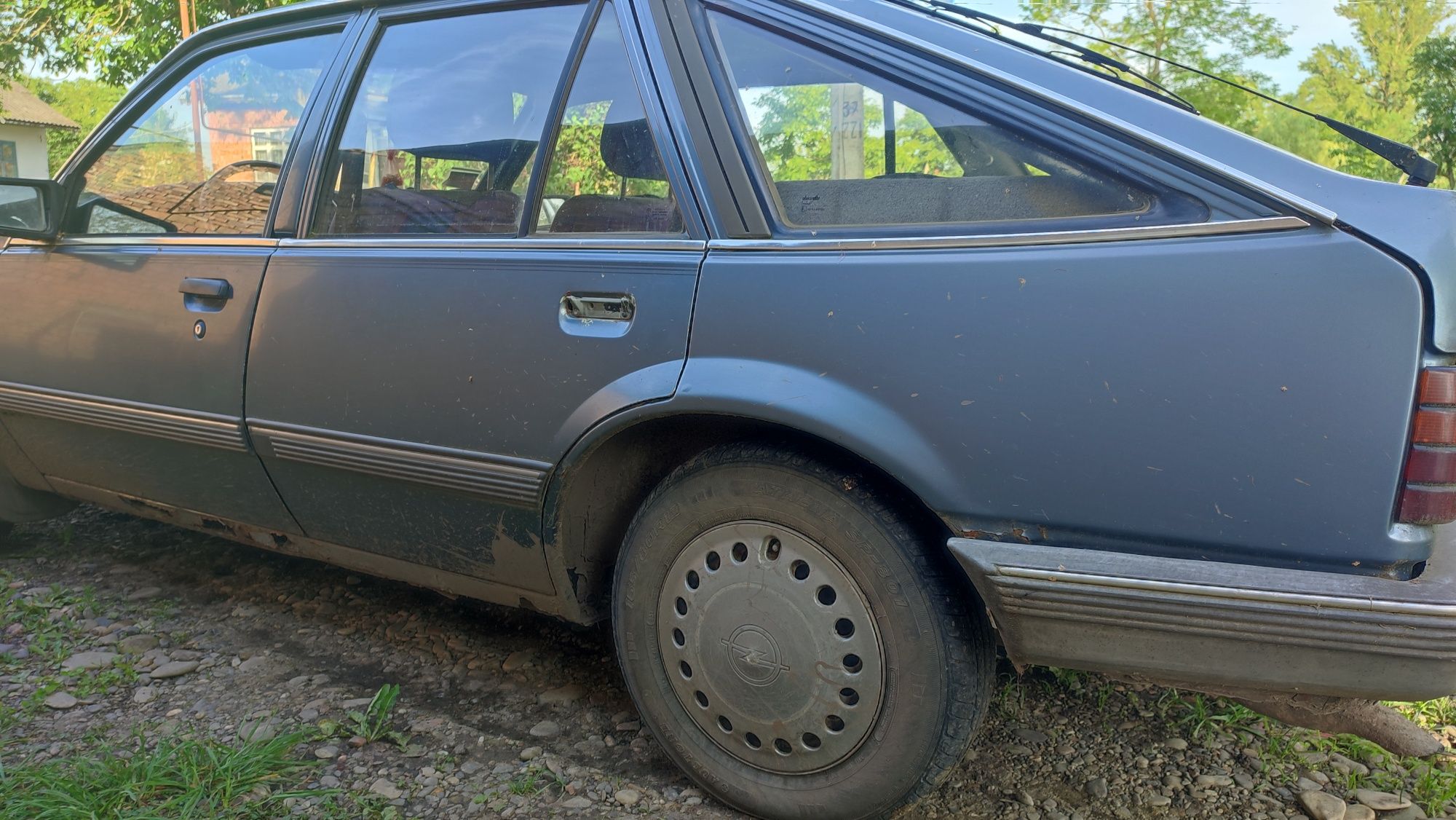 Продам Opel Ascona 1.6
