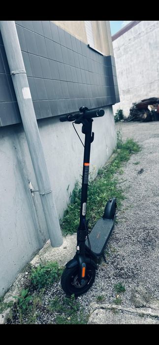 Trotinete elétrica NineBot F2