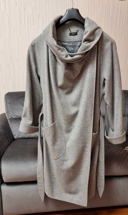 Продам женское пальто