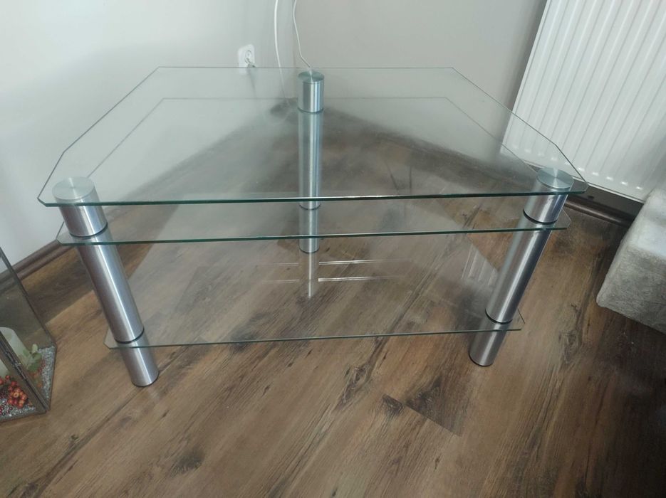 Stolik pod RTV szklany
