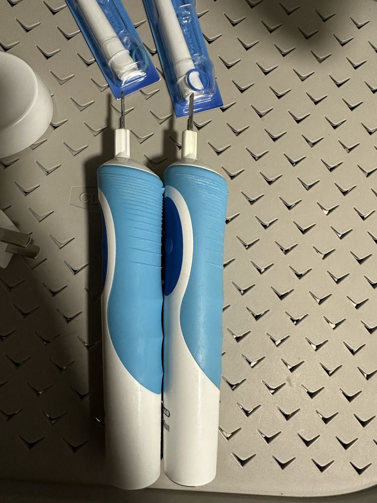 Oral-B Braun szczotka elektryczna (2 szt)