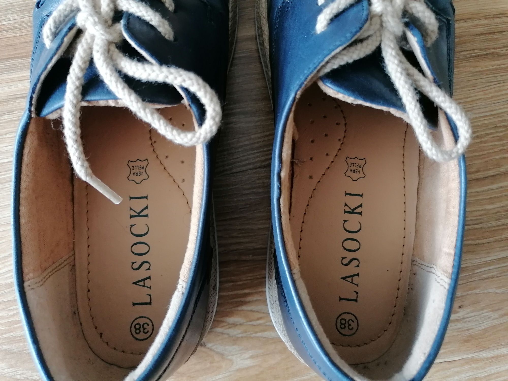 Półbuty Lasocki 38
