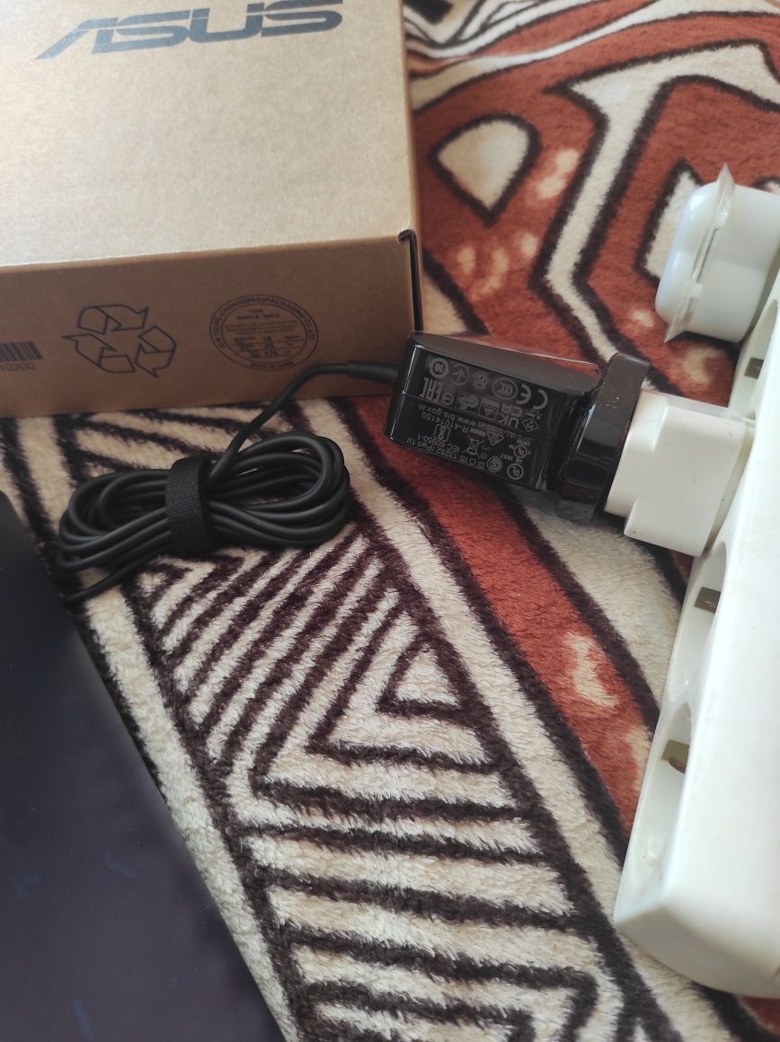 Asus e210ma-gj181ws новий