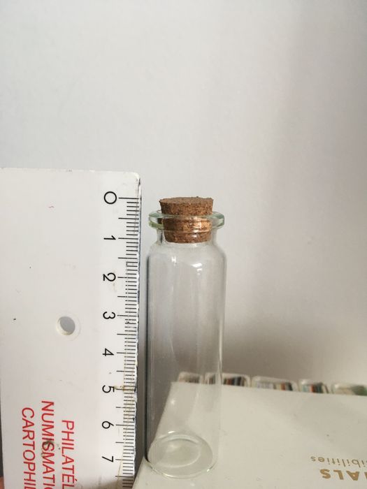 Mini frascos de vidro