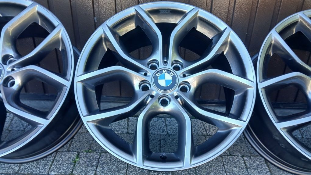 18" BMW oryginal 5x120  8j et43  E90 X1 X3 E60 Xdrive F10 F30 Idealne