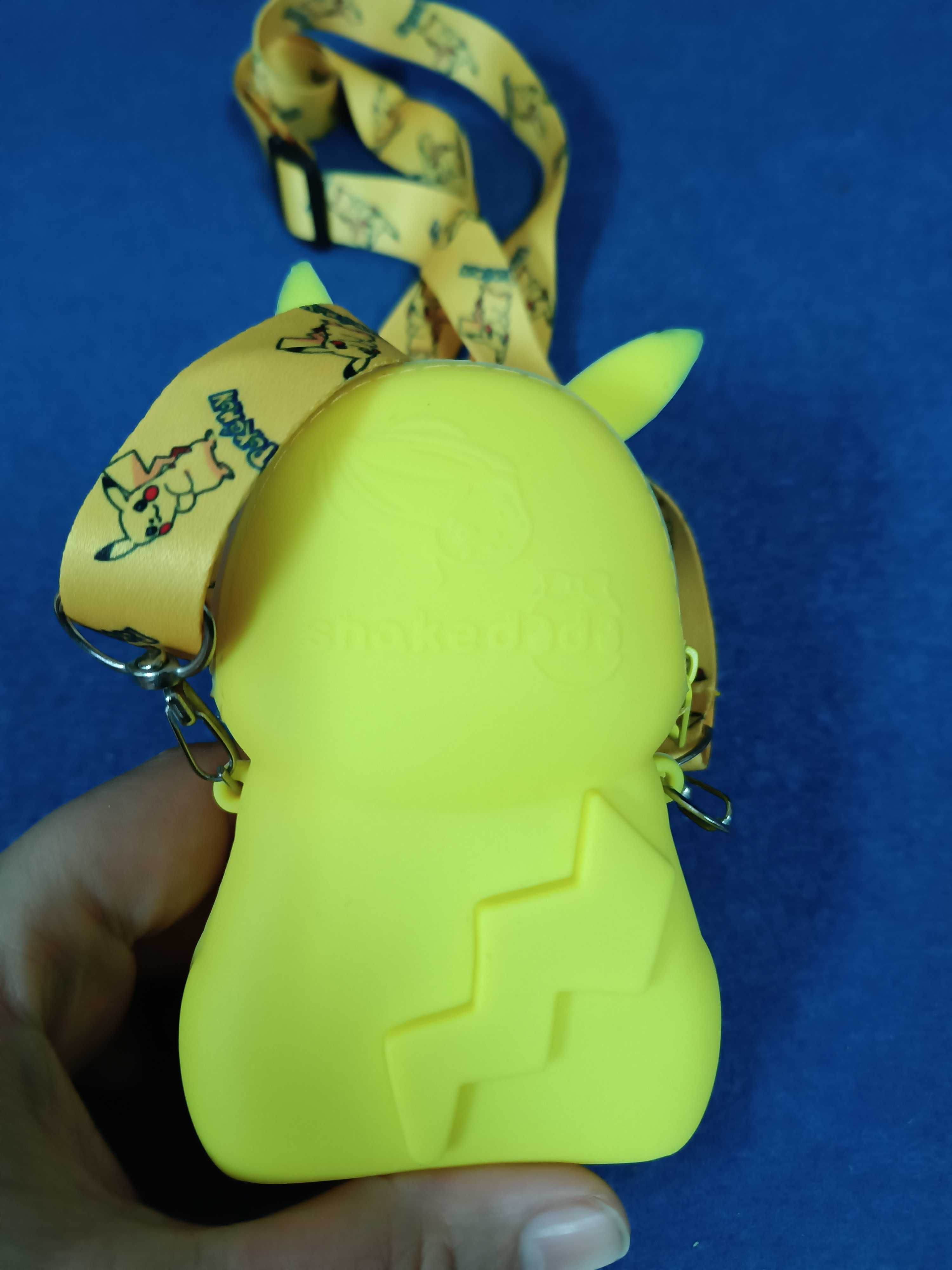Curioso porta moedas Pokemon pikachu da marca Snake Dada