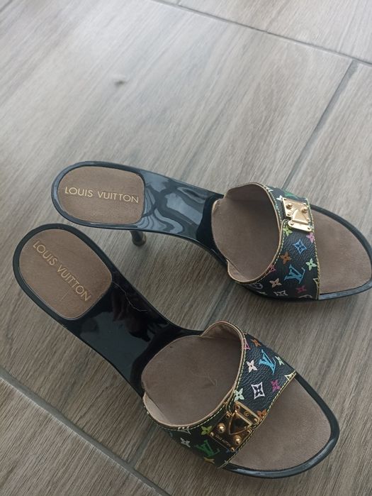 Жіночі босоніжки Louis Vuitton