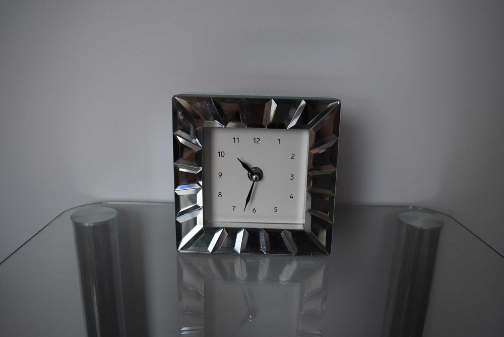 zegar stojący dekoracyjny lustrzany/ Glamour