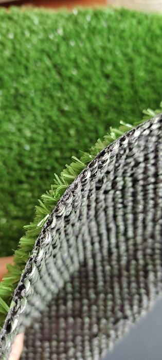 Relva artificial fina de 7 mm e relva densa de 40 mm e relva plástica