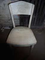 Krzeslo drewniane prl