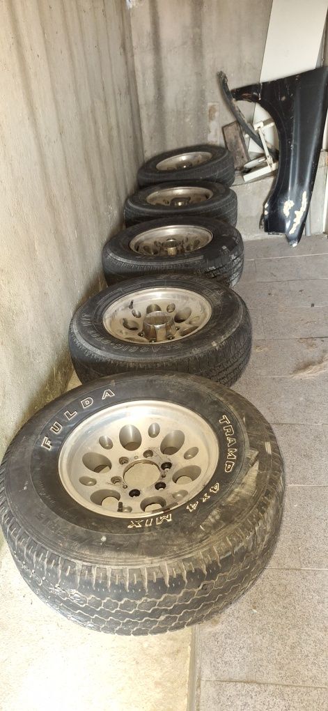 Vendo jantes dum opel frontera a longo