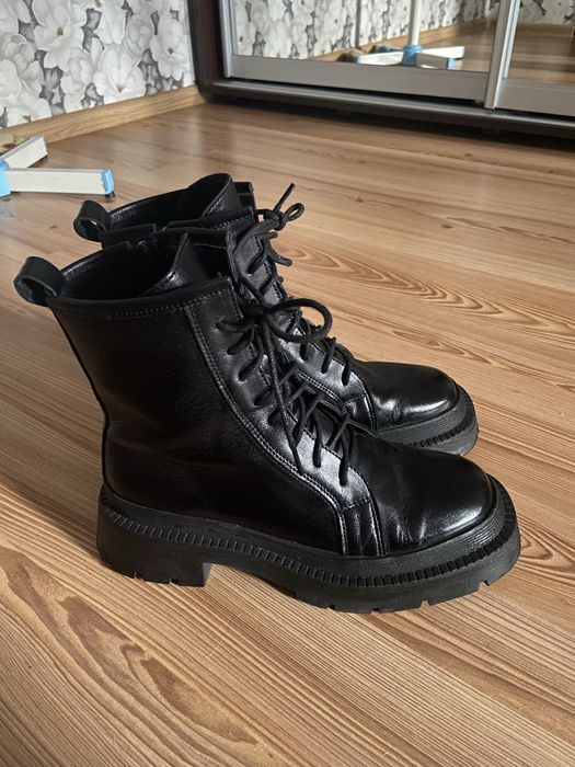 Ботинки 39 р шкіряні
