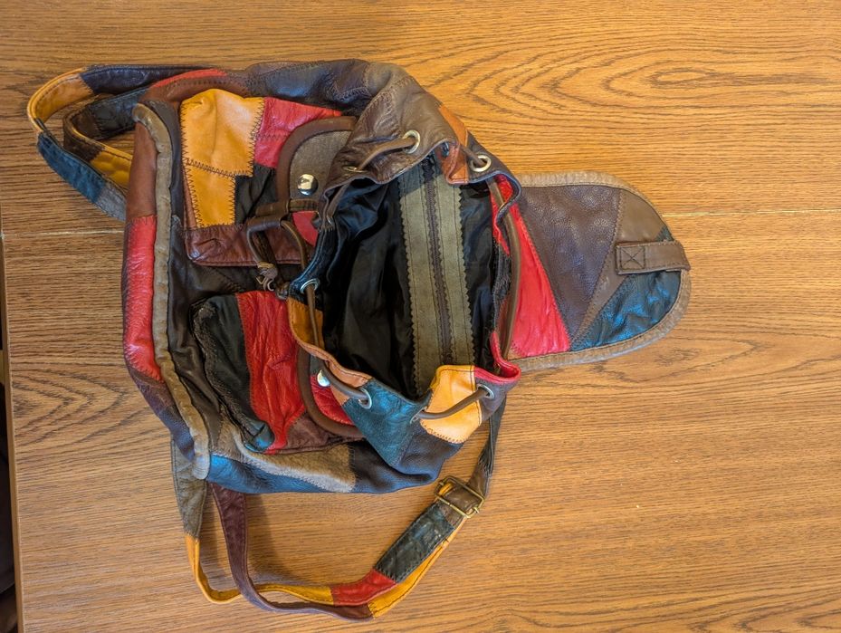 Kolorowy skórzany plecak, plecaczek