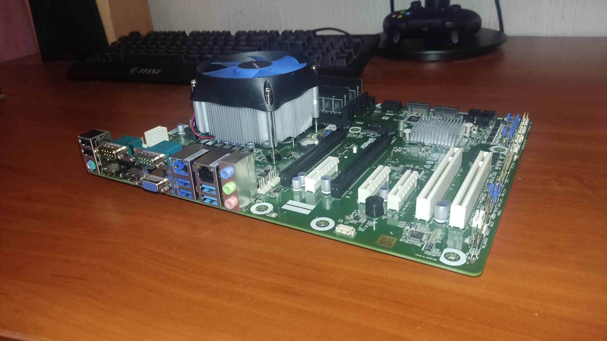 Комплект МП(серверна)+ЦП(g6400)+DDR4 2*4.