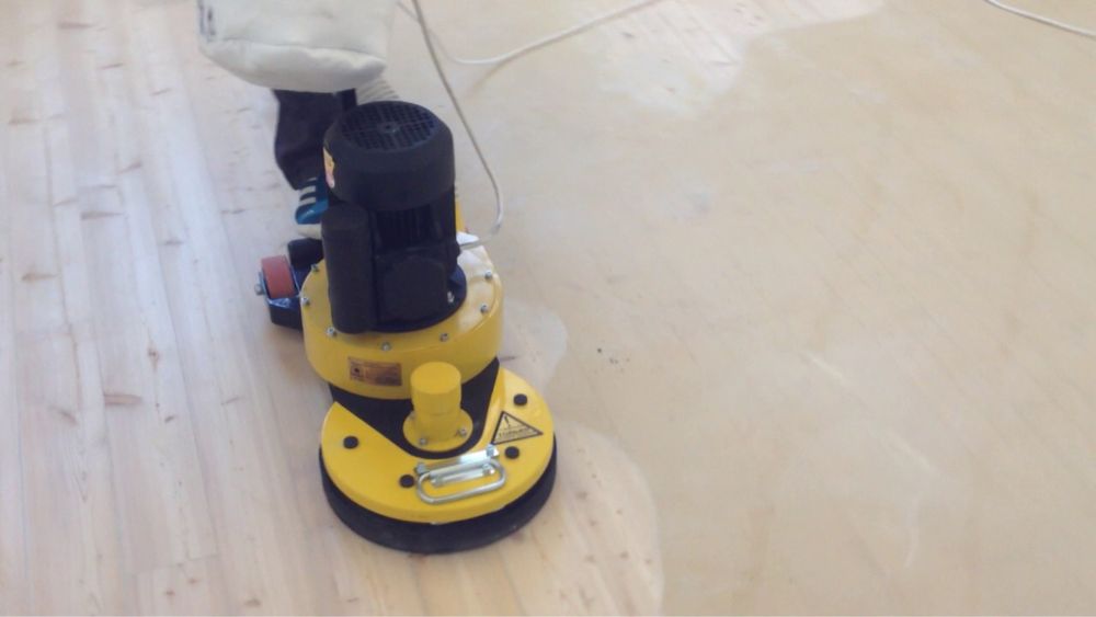 Оренда шлифовочна машинка  / цекльовочна / паркетная /Level
