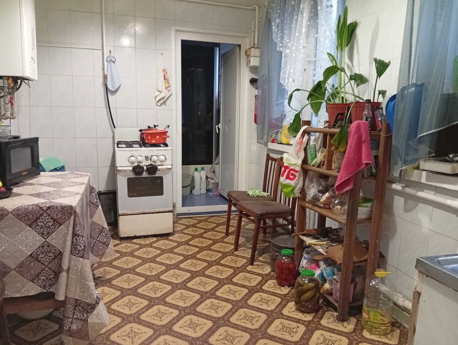 Продам частный Дом в Синельниово,  Днепр. обл.