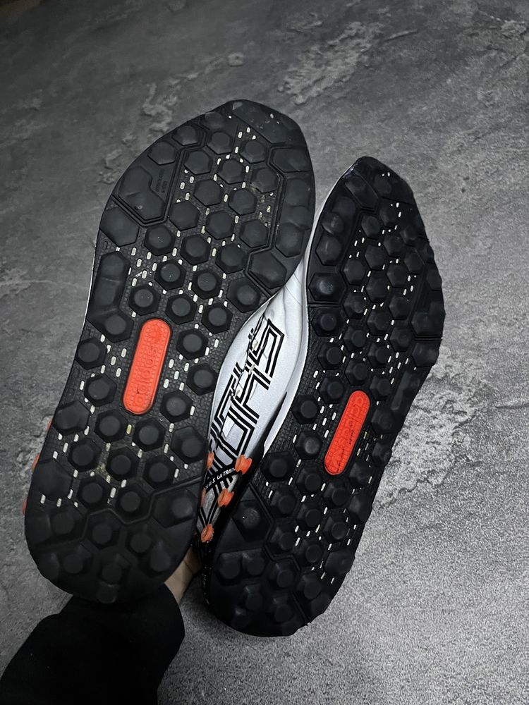 Кросівки ADIDAS L. A. TRAINER 45 29 кросівки адідас трейнер