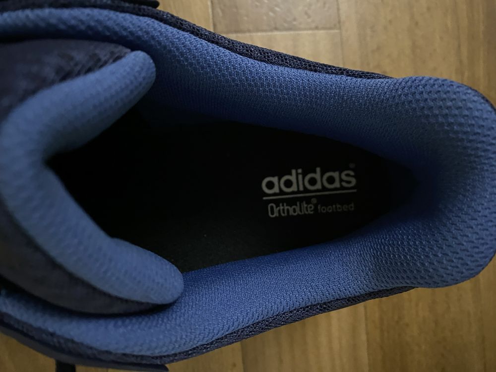 Чоловічі кросівки Adidas 44 розмір