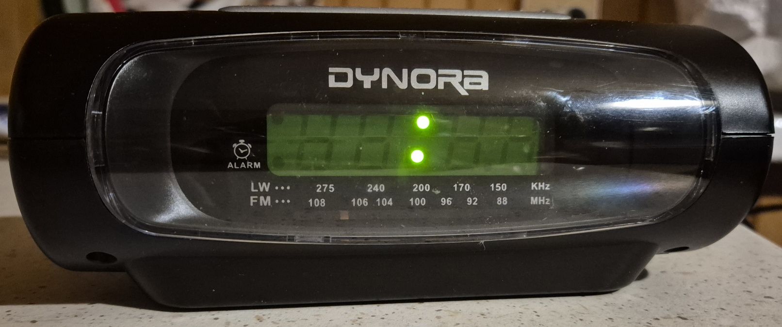 Radiobudzik Dynora