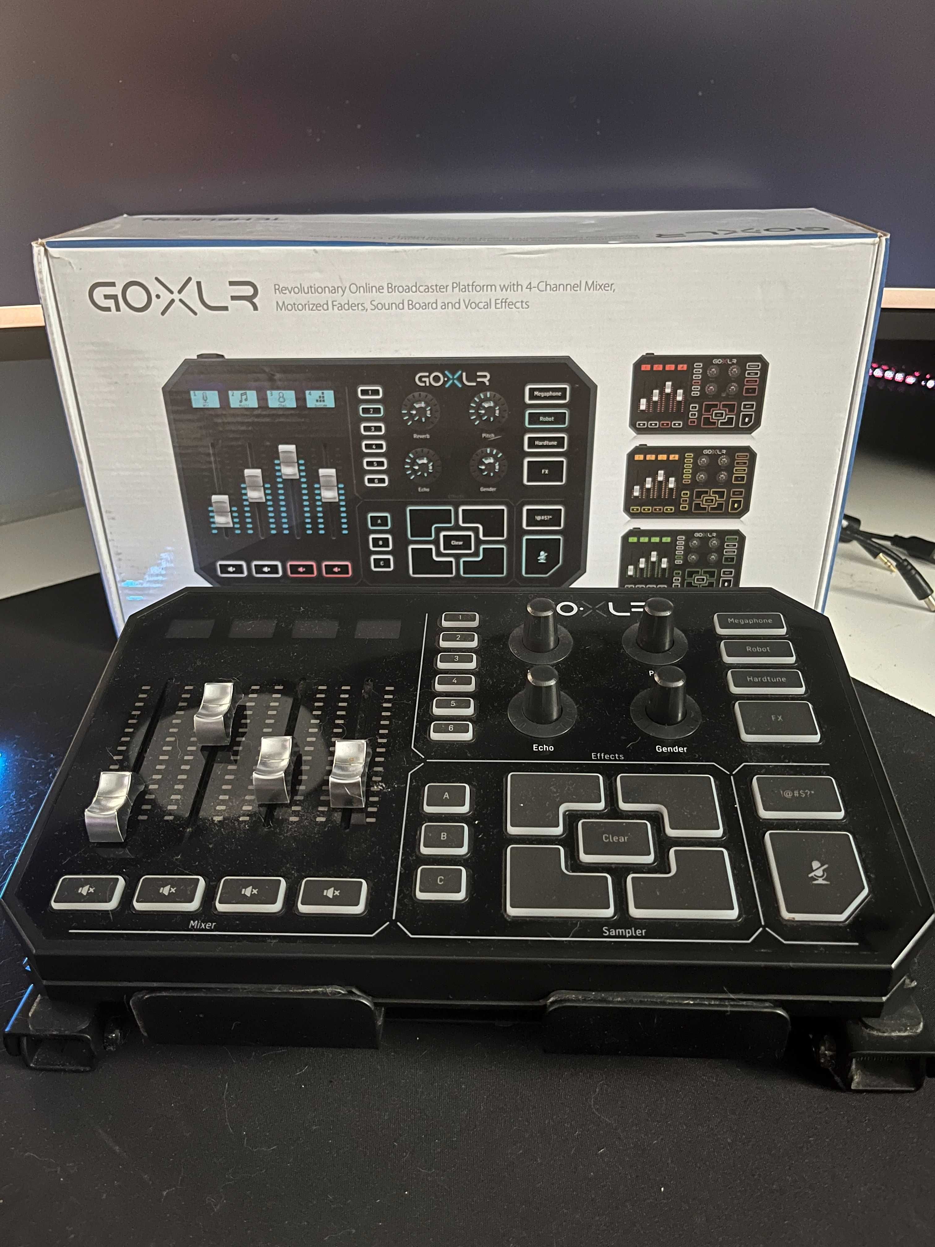 Interface GoXLR + Stand