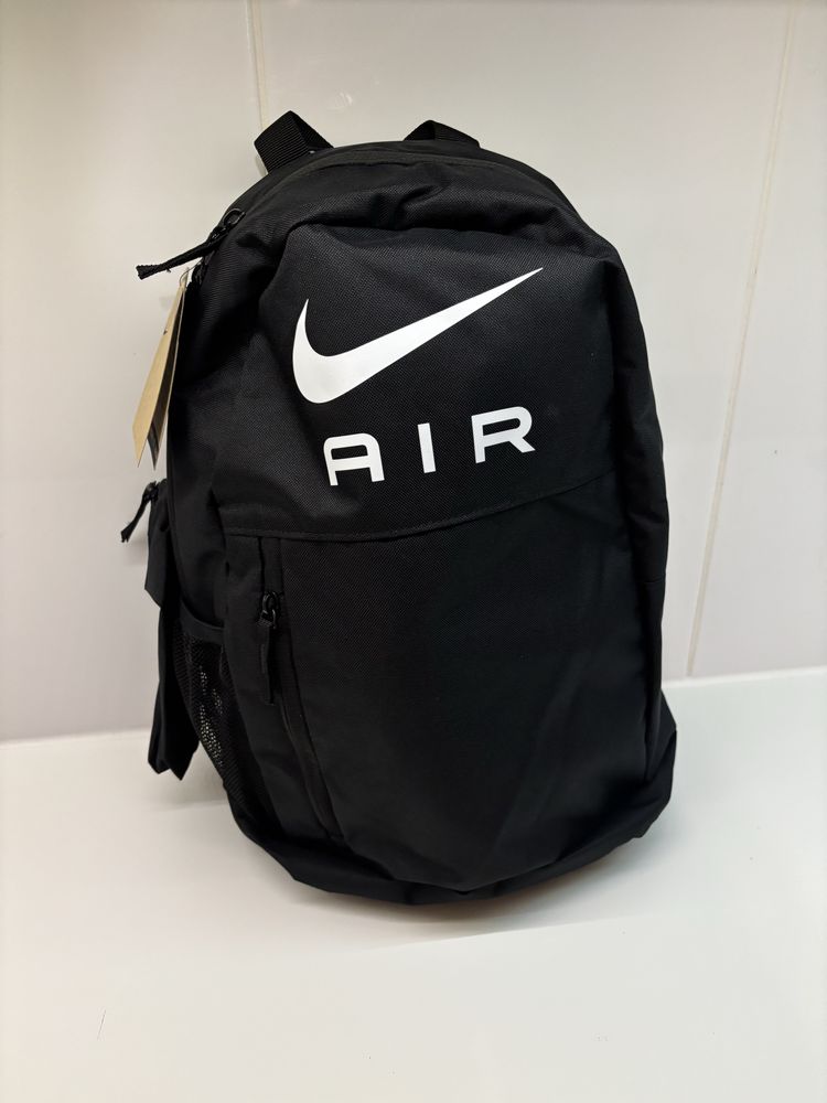 Plecak Nike air max New pro 42’ plus etui Nike