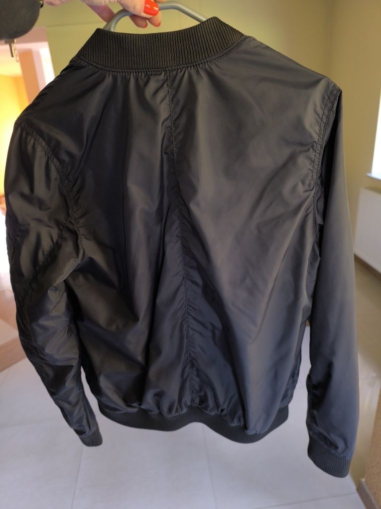 Kurtka H&M EUR 152 bomberka czarna