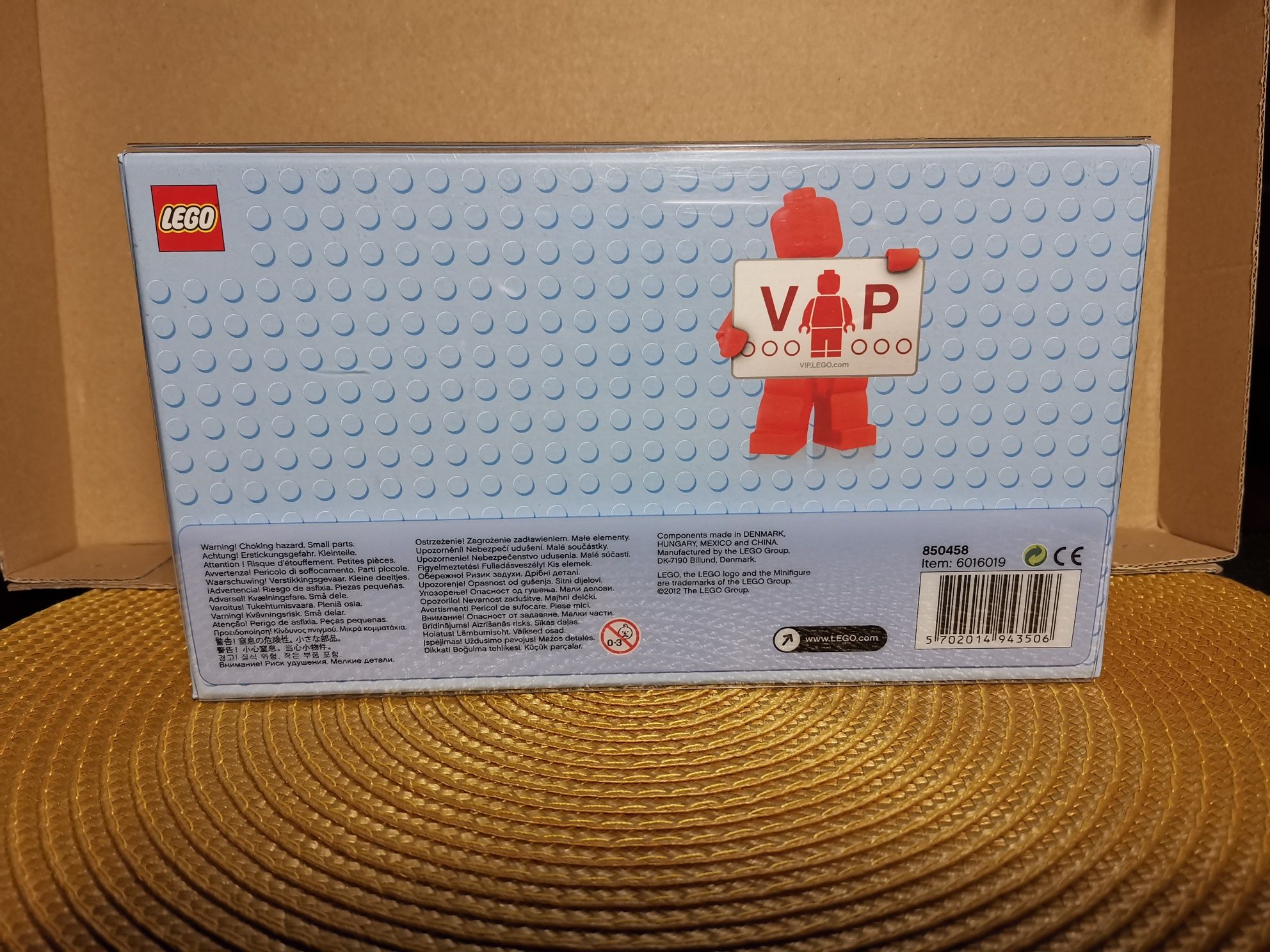 Lego VIP Top 5 Boxed Minifigures 850458