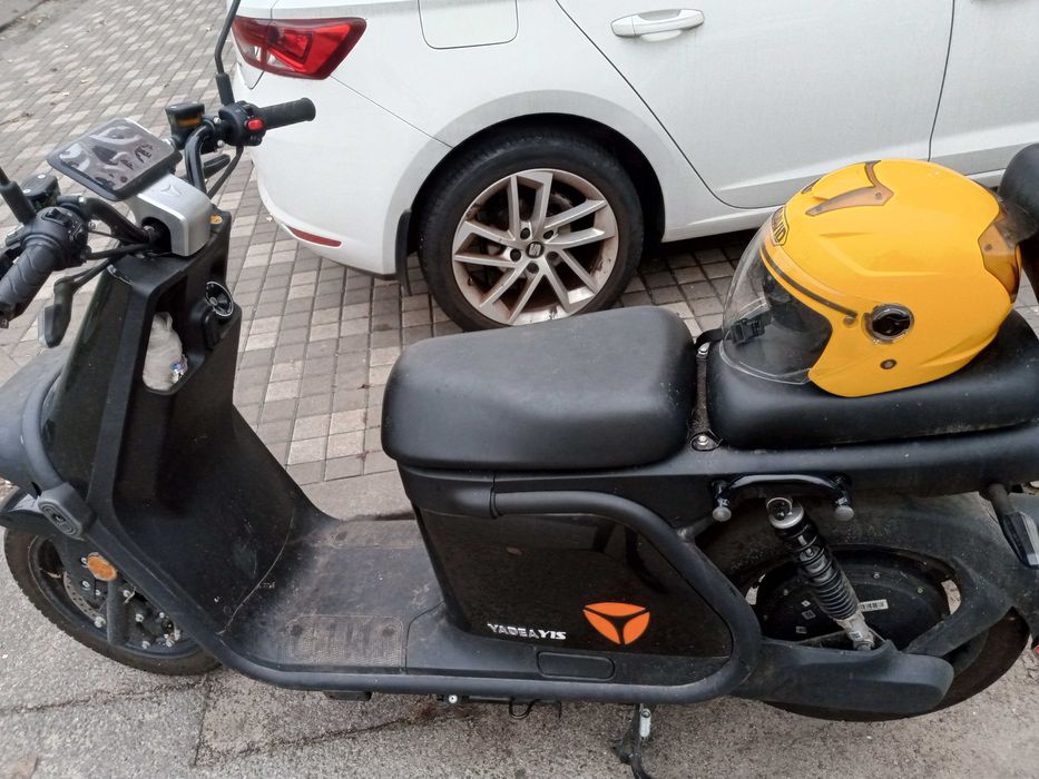 Дёшево! електроскутер Yadea Y1S