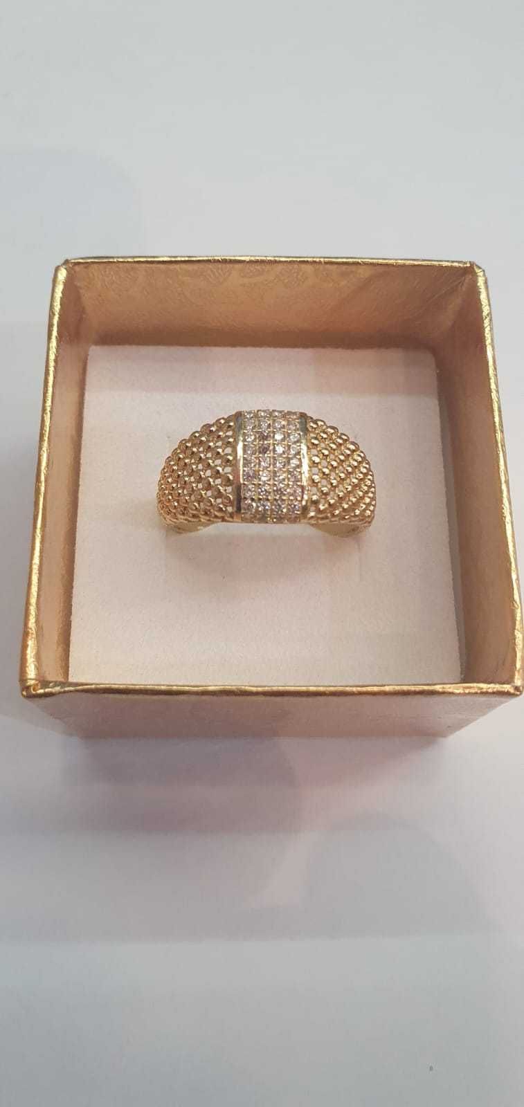 Pierścionek złoty 14 k /585/2,77 g. R 18 - Madej Gorlice Mickiewicza -