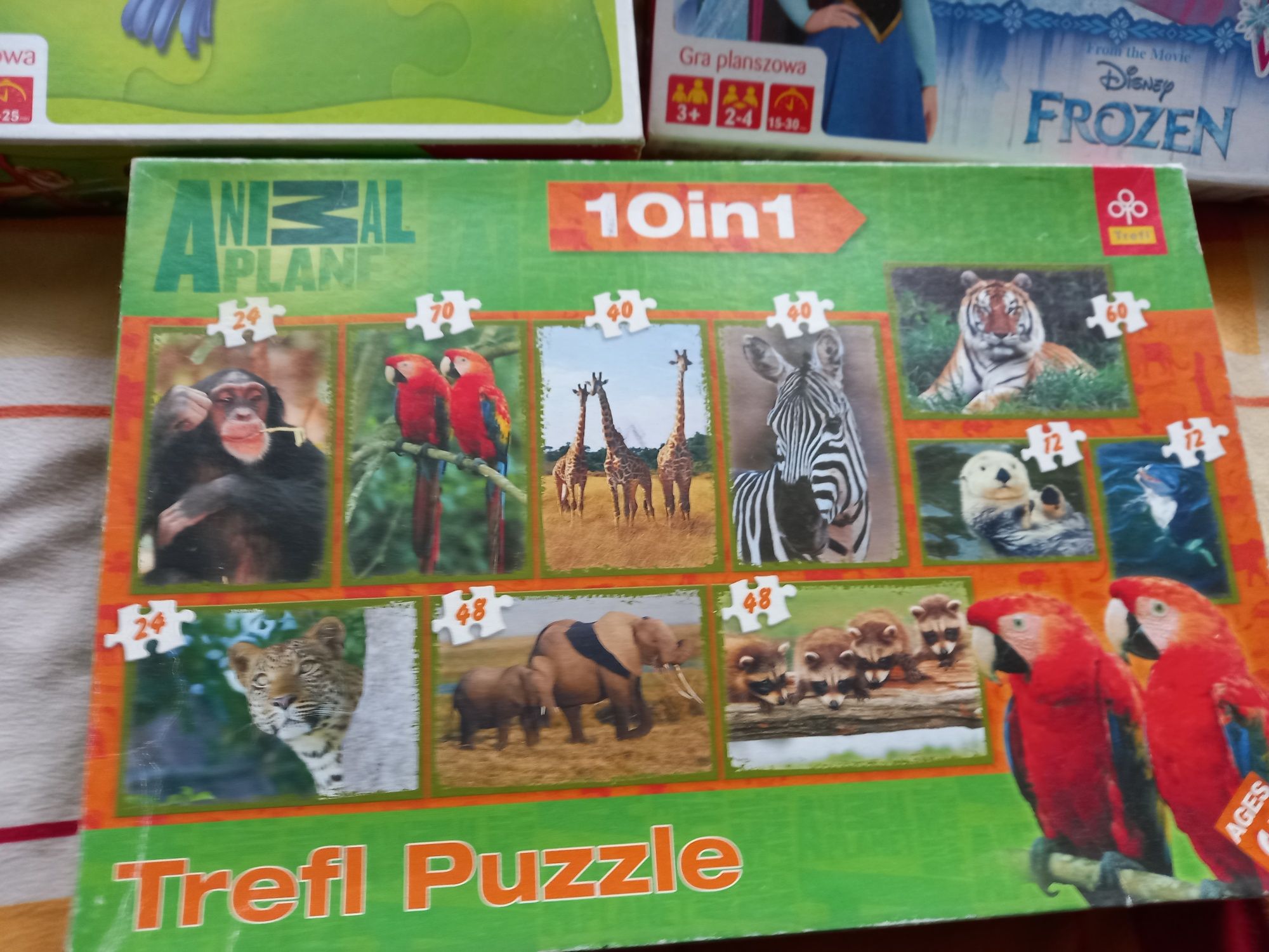 Gra planszowa, puzzle dla dzieci. Spuzzle, Zimowa wyprawa Frozen Elsa.