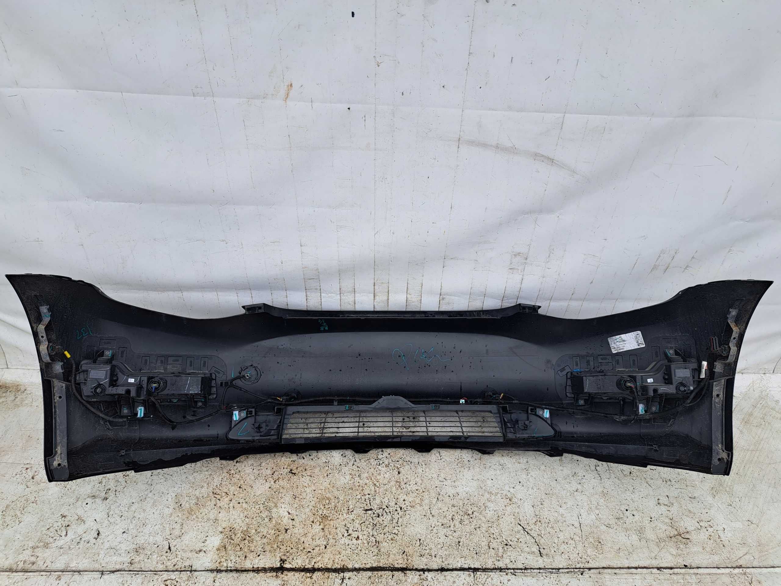 Tesla Model 3 бампер передній рест дорест