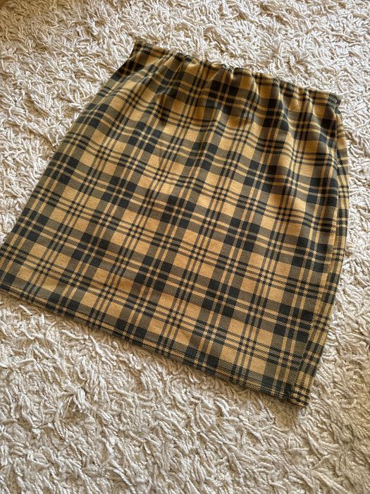 Юбка в клітинку