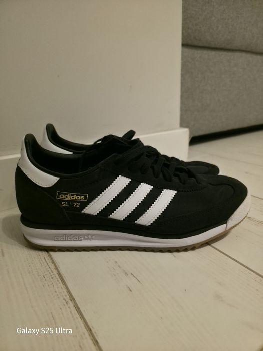 Adidas Black SL-72
