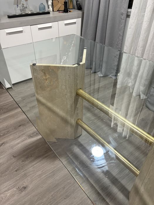 mesa de vidro e marmorito