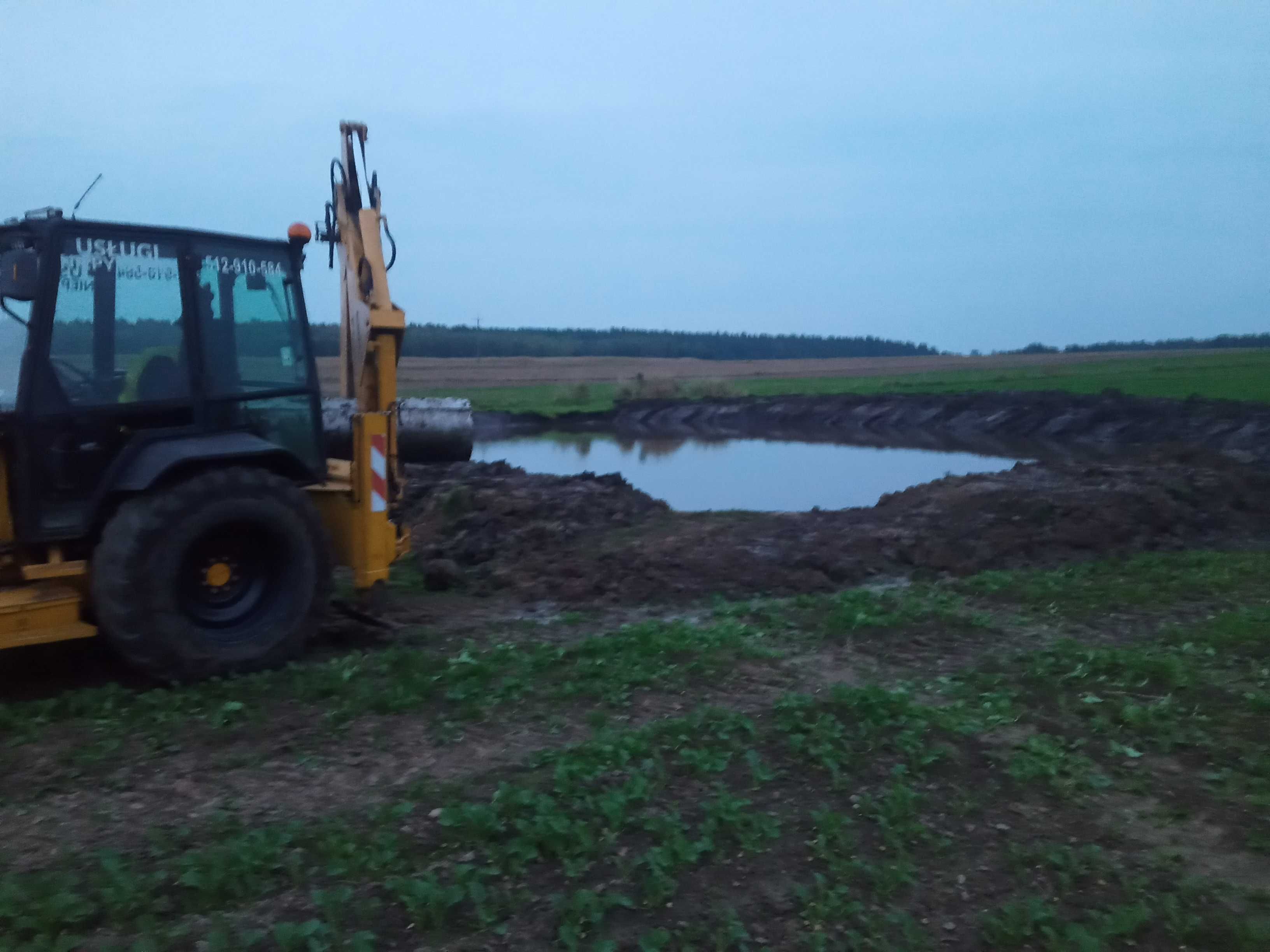 Koparka Usługi koparko-ładowarko i wywrotką