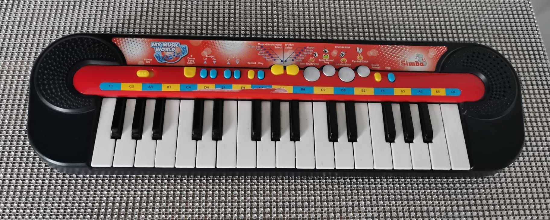 Keyboard dziecięcy  simba  z nagrywarką
