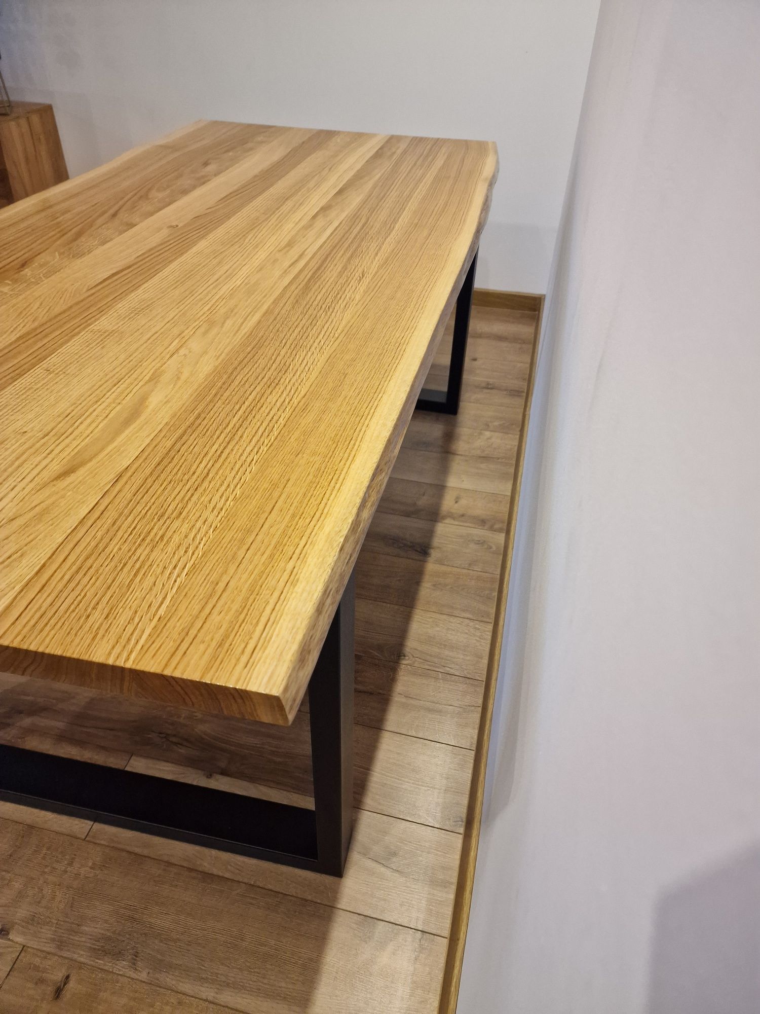 Stół dębowy naturalny salon / jadalnia