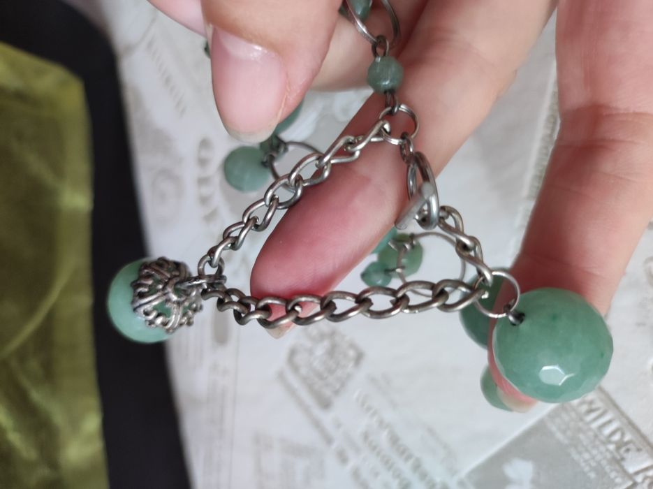 Набор из натурального камня.