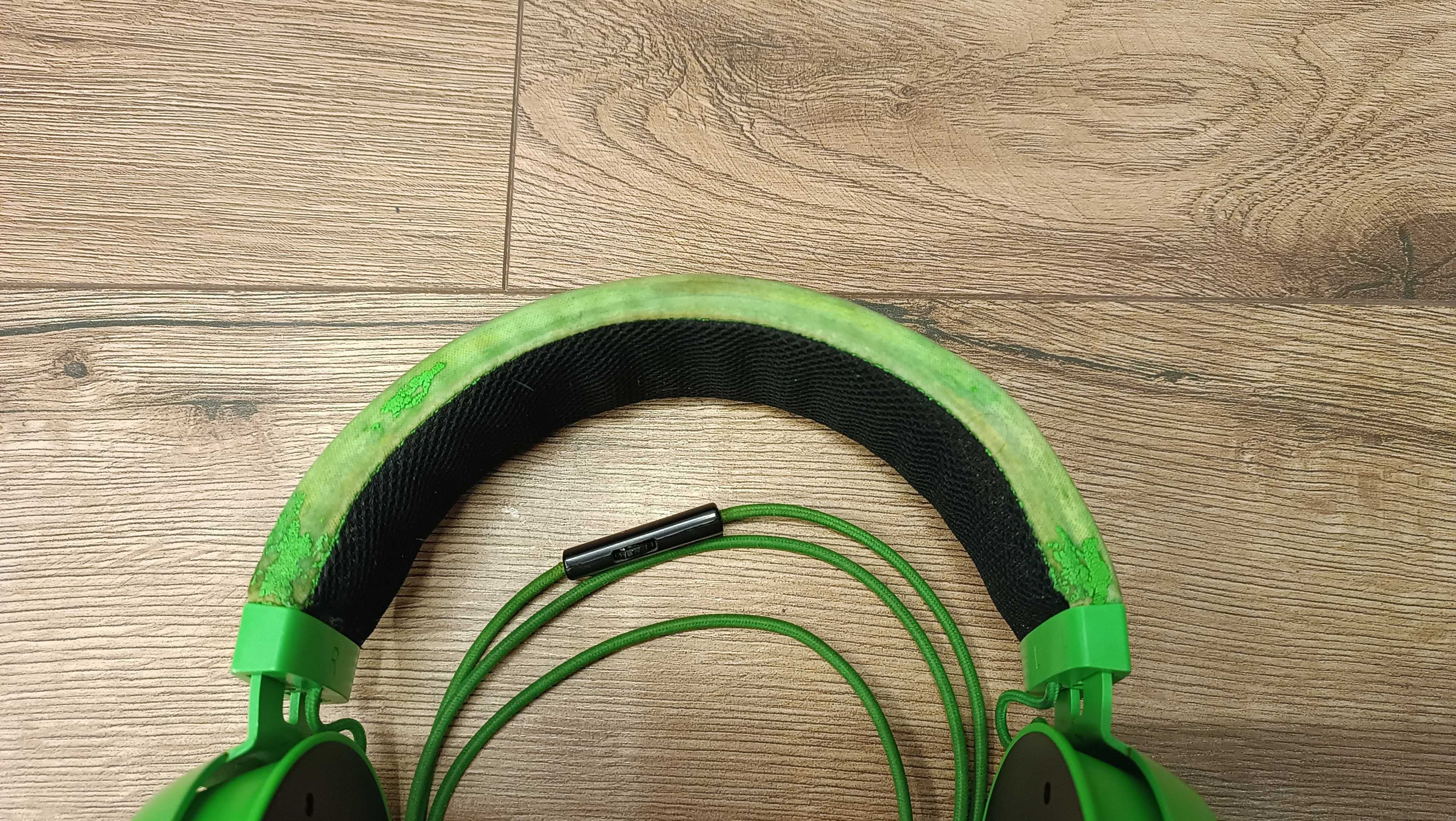 Продаю б/в навушники Razer Kraken Pro V2 green!