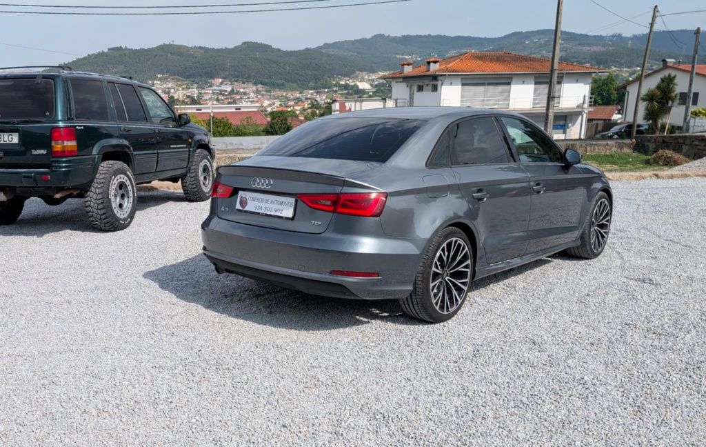 Audi A3 Limousine 1.6 TDI Atrraction
