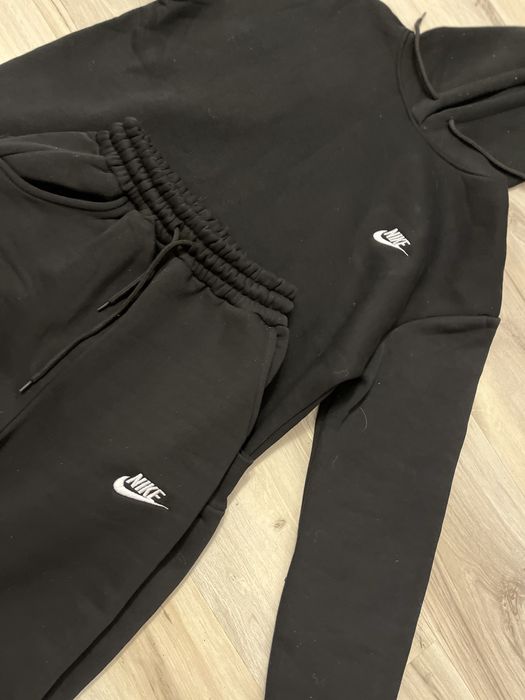 Dresy damskie komplety nike