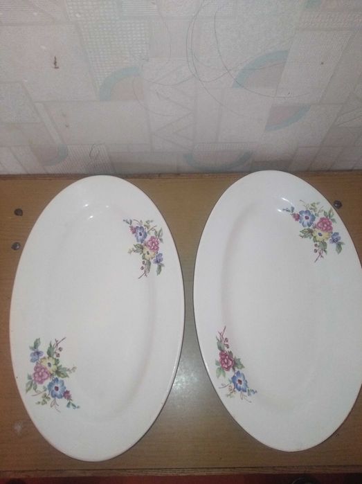 тарелки большие блюда (4шт)