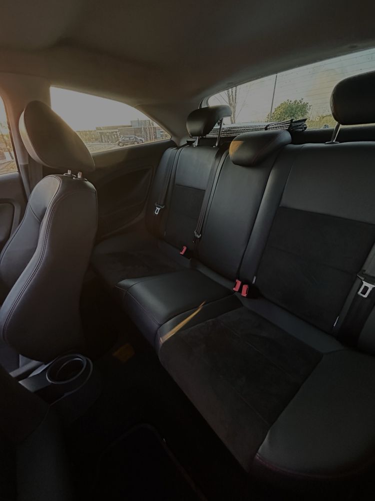 Seat Ibiza FR  * Imaculado*