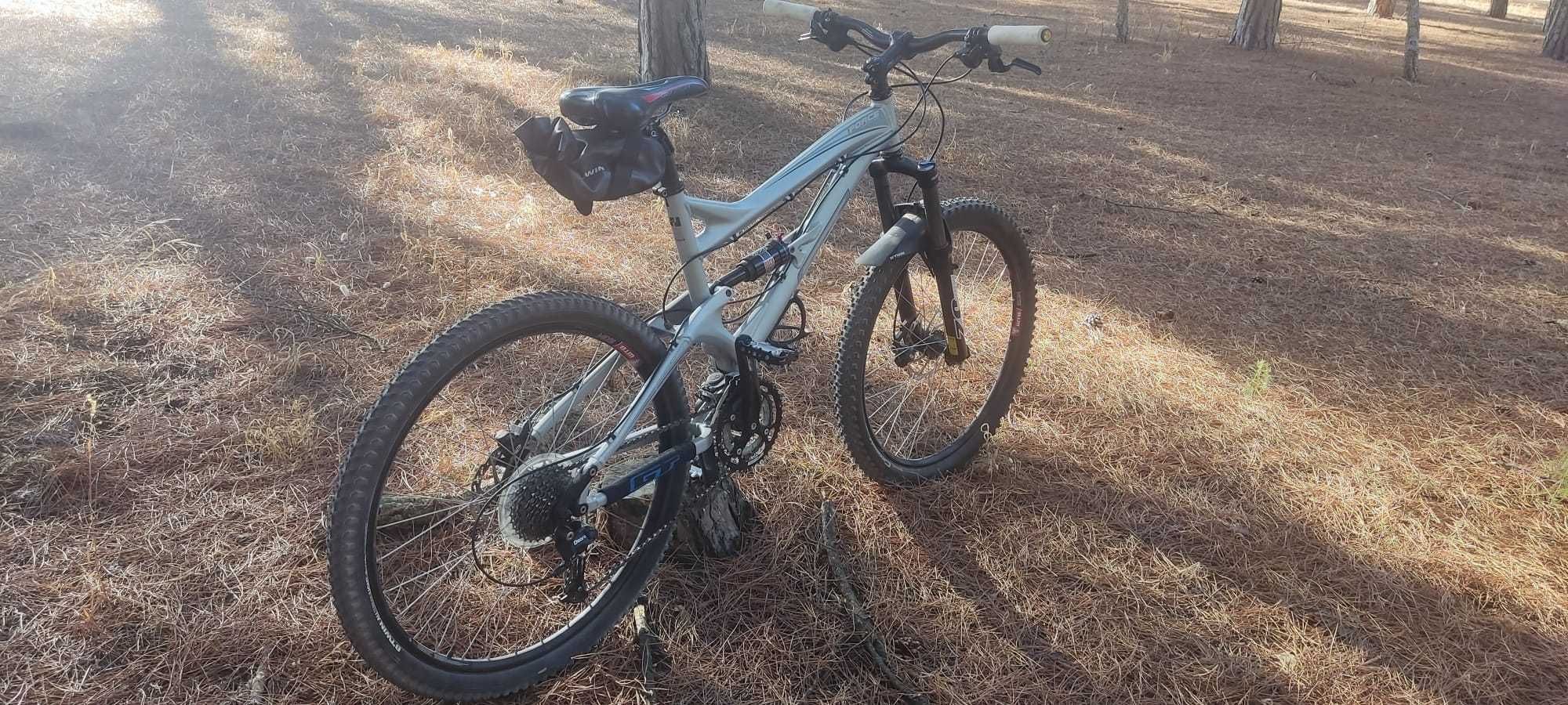 Bicicleta GT Force 3.0 Enduro