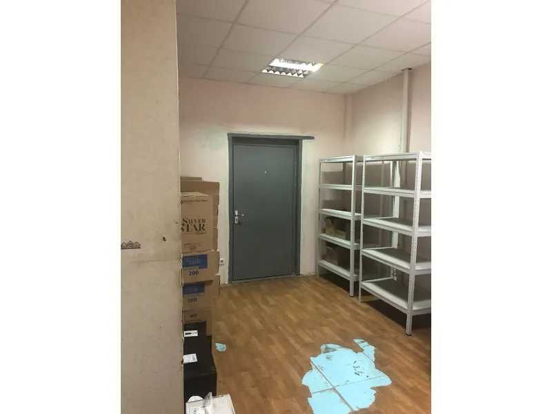 Комплекс будівель, 968,9 м кв., вул. Незалежності, 56