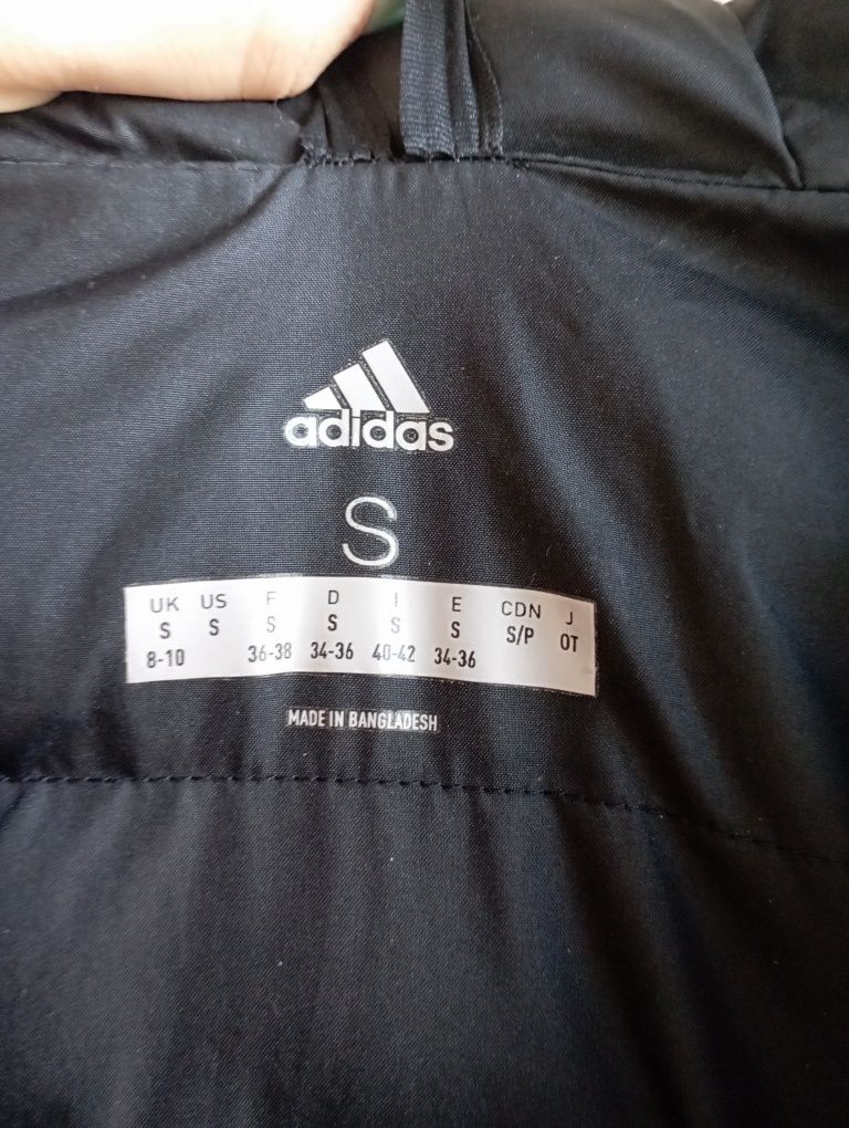 Куртка жіноча Adidas